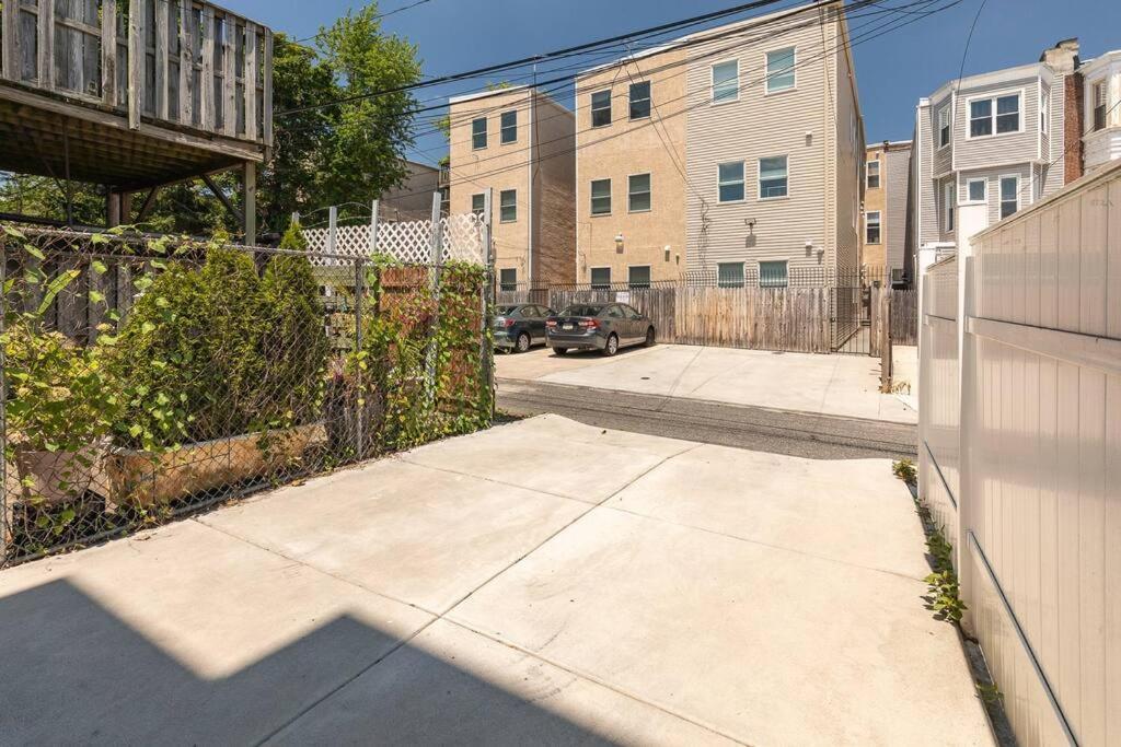Trendy Fairmount Gem-5 Star Location, Roof Deck, Parking, Gr8 For Families Apartment Philadelphia Exterior photo